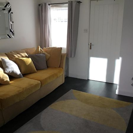 Apartamento In The Heart Of Chichester Exterior foto
